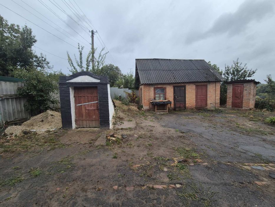 Продам будинок по вул.Депутатська