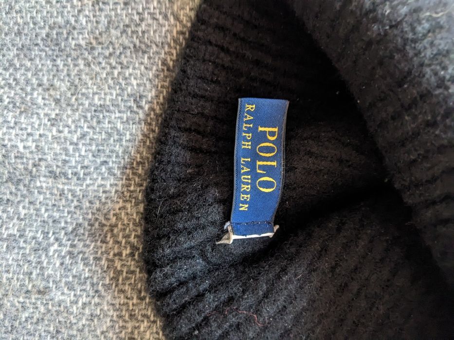 Шапка фірми polo