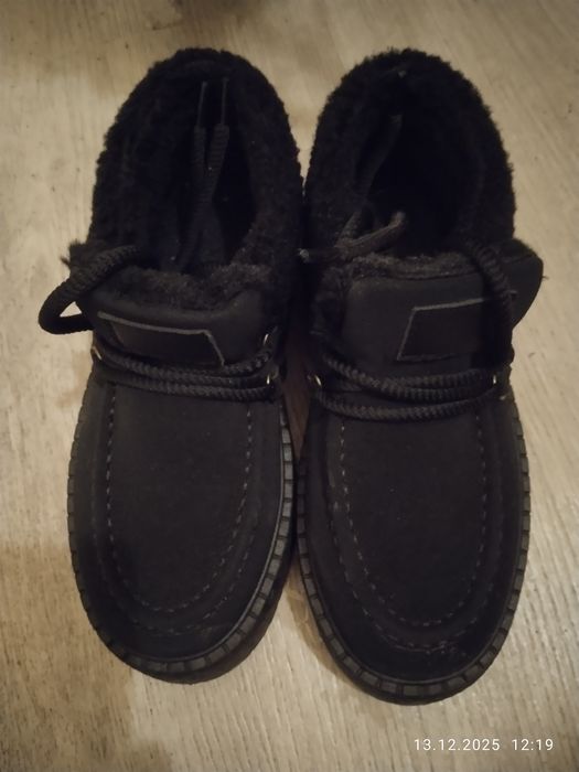 Продам зимові лофери