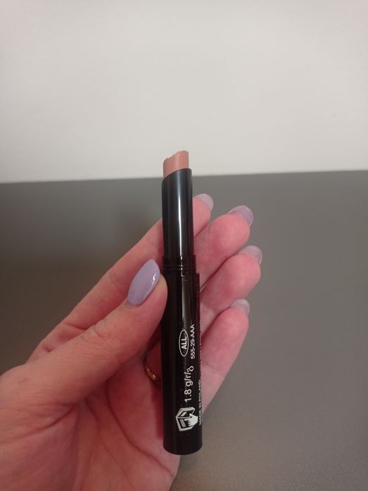 Szminka Cappuccino Avon