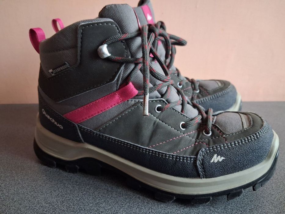 Quechua черевики кросівки 36 р уст див