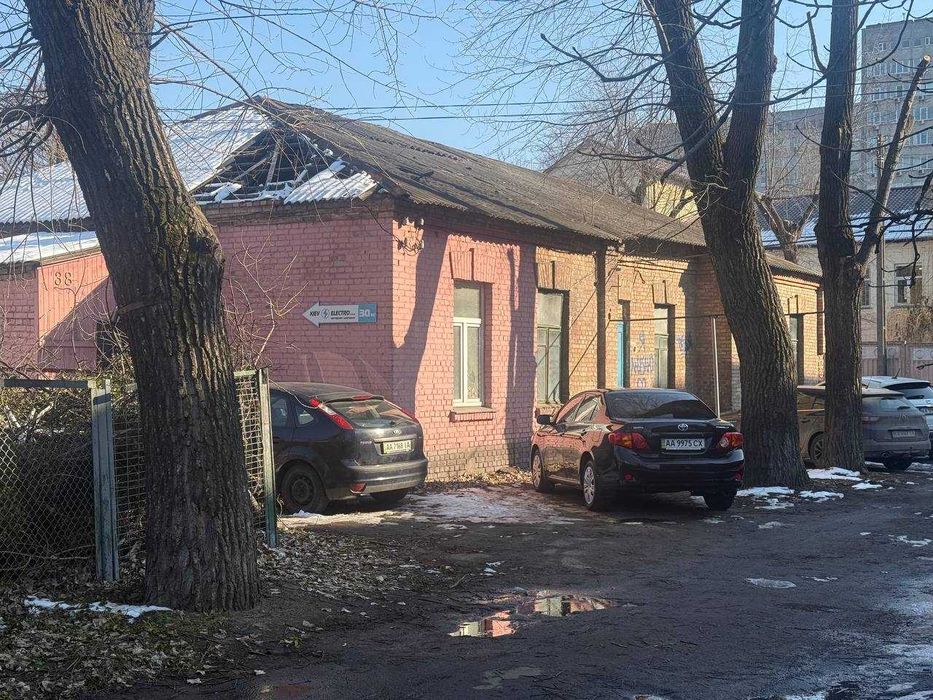 Продаж ОСБ 122м2 Чернігівська 38/6 Лівобережна Сверстюка без комісії