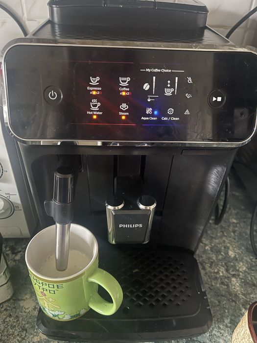 Продам кофемашину Philips 2200! Недорого!