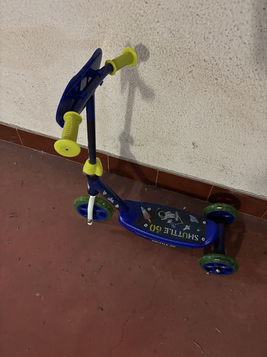 Vendo Trotinete astronautas