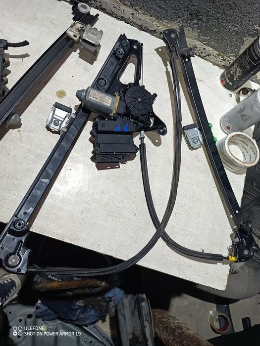 Скопідйомник Шаран Альхамбра Галаксі передні та задні скопідйомники.