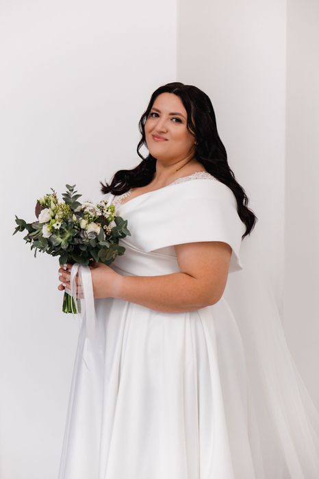 Весільна сукня plus size