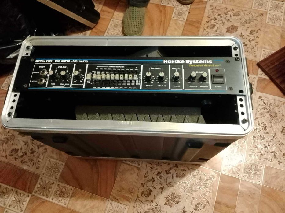 Hartke 7000 - Head basowy wzmacniacz 700 w - stan bardzo dobry