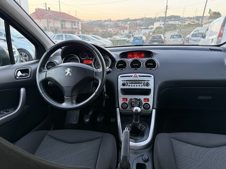 PEUGEOT 308 1.4 VTI Gasolina - 115.000 km - Com Garantia