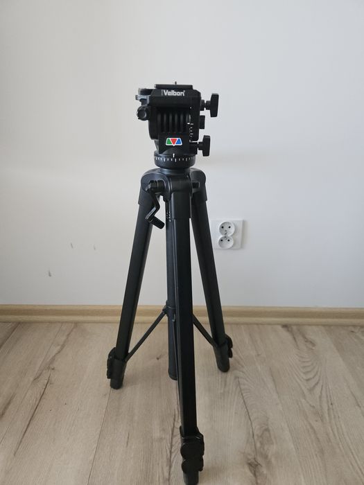 Statyw Velbon Videomate 638 + Głowica Olejowa PH-368