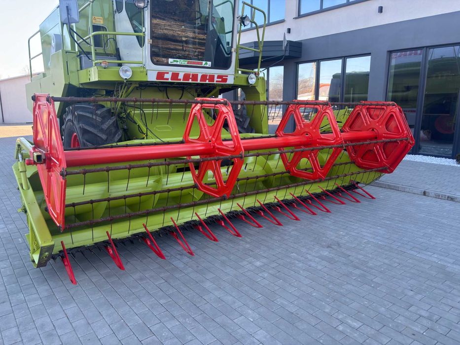 Комбайн Claas Dominator 86