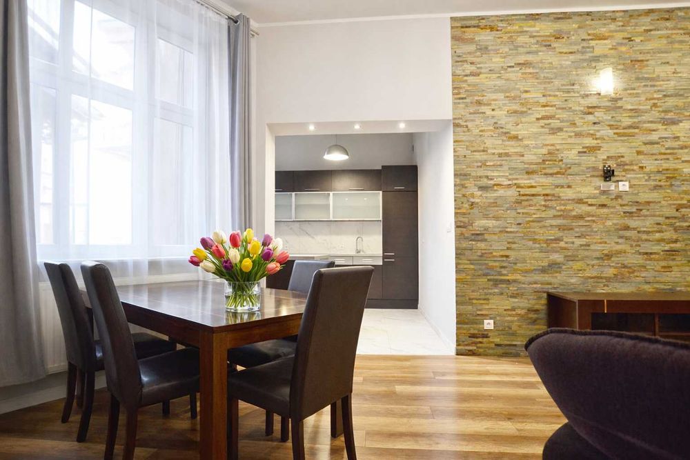 Duże wygodne mieszkanie z widokiem na Wawel