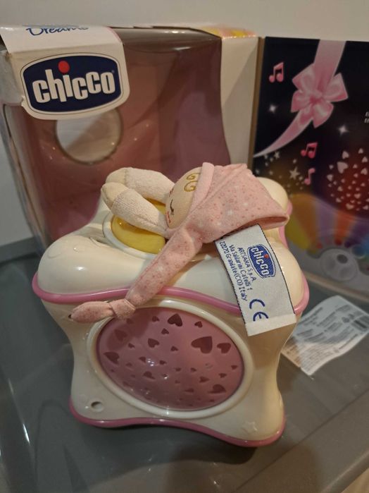 Chicco projektor pozytywka lampka, z oryginalnym pudełkiem.