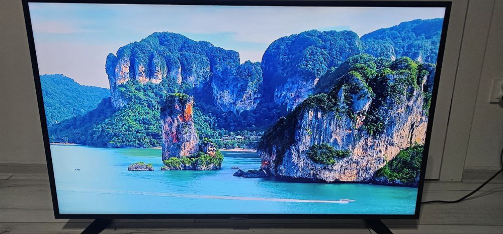 Telewizor  43 cali Smart TV Wi-Fi 4K UHD