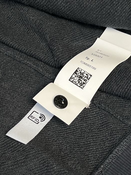 31 КОЛІР: БЕЗ ПЕРЕДОПЛАТИ: Зіп Худі Stone Island