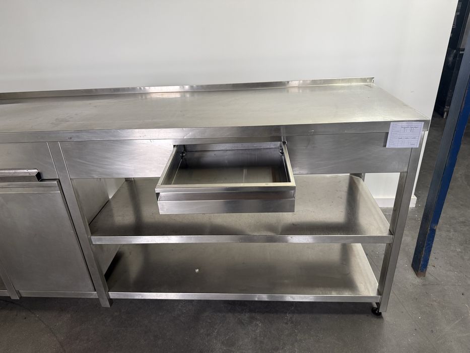 Bancada escaparate em inox