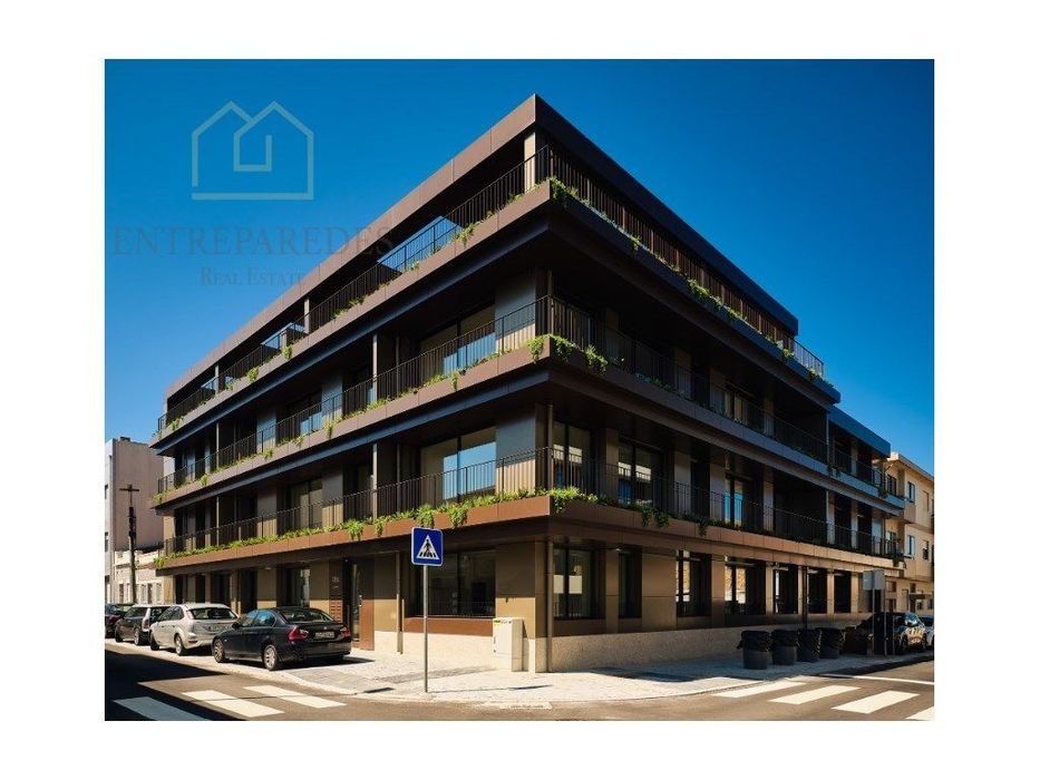 Apartamento T2 novo | garagem | 180m da Praia | para comprar em Esp... — Espinho, Aveiro