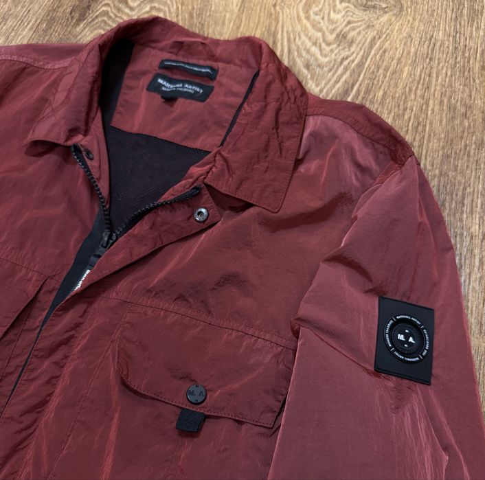 Ветровка от Weekend Offender