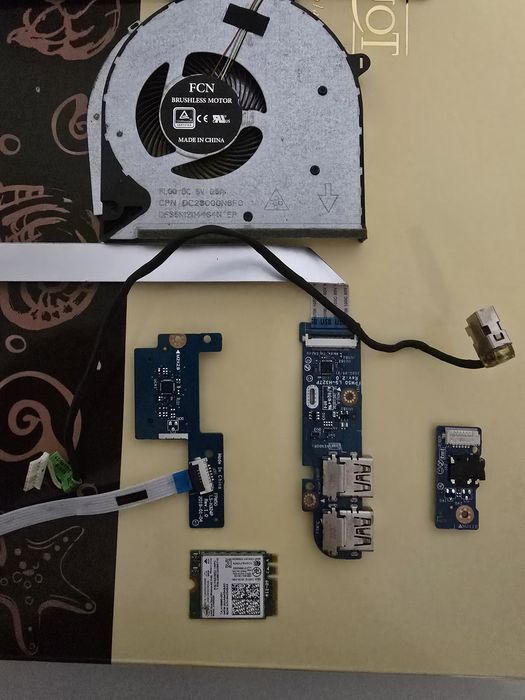 Hp 15-aw3002np pecas