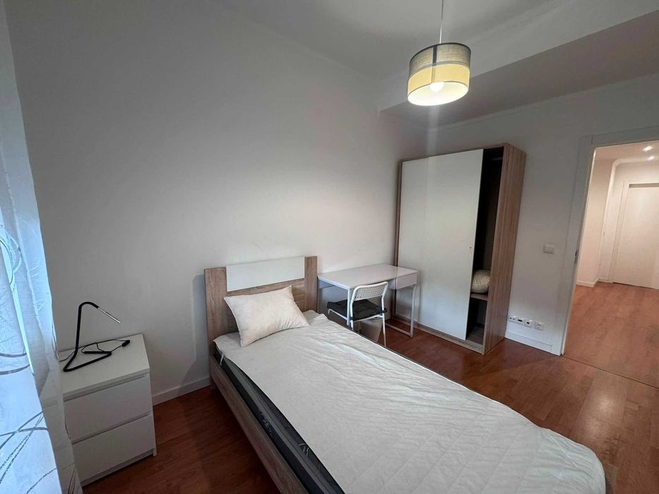 Arrendamento Quarto estudante (Mulher) - LEIRIA