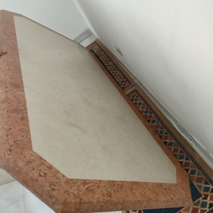 Mesa de sala em mármore