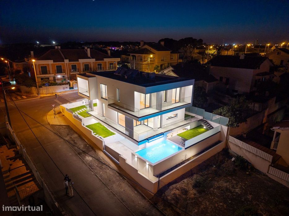 T5 Luxo junto às praias da Costa de Caparica