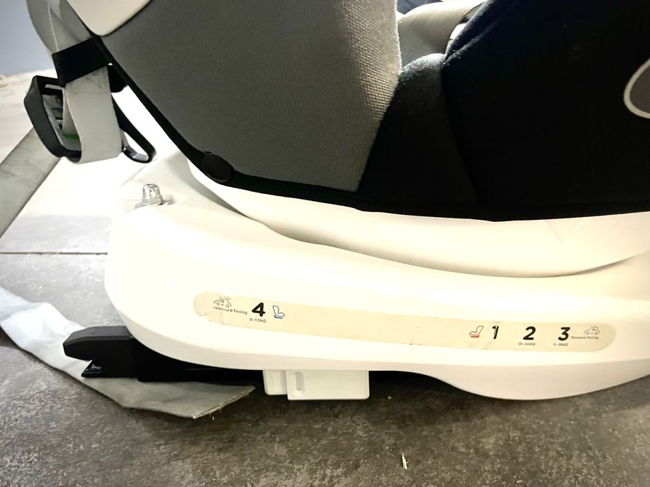 Cadeira bebé auto c/ ISOFIX vai 0 ate 36kg