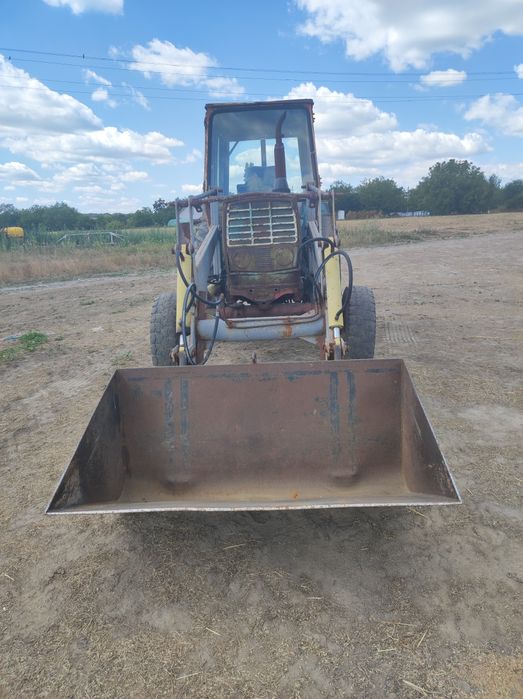 Продам ЮМЗ 6 з фронтальним погрущиком