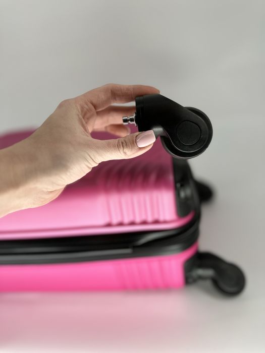 Nowa walizka S - Galanteria Matejko