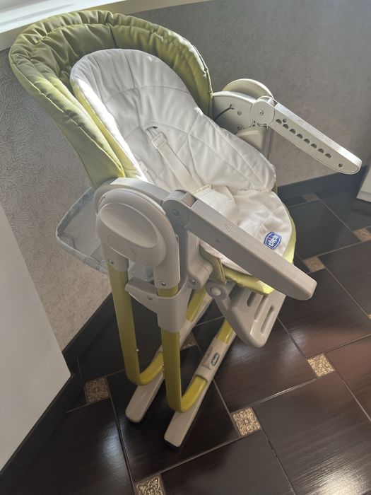 Крісло для годування Chicco Poly Magic
