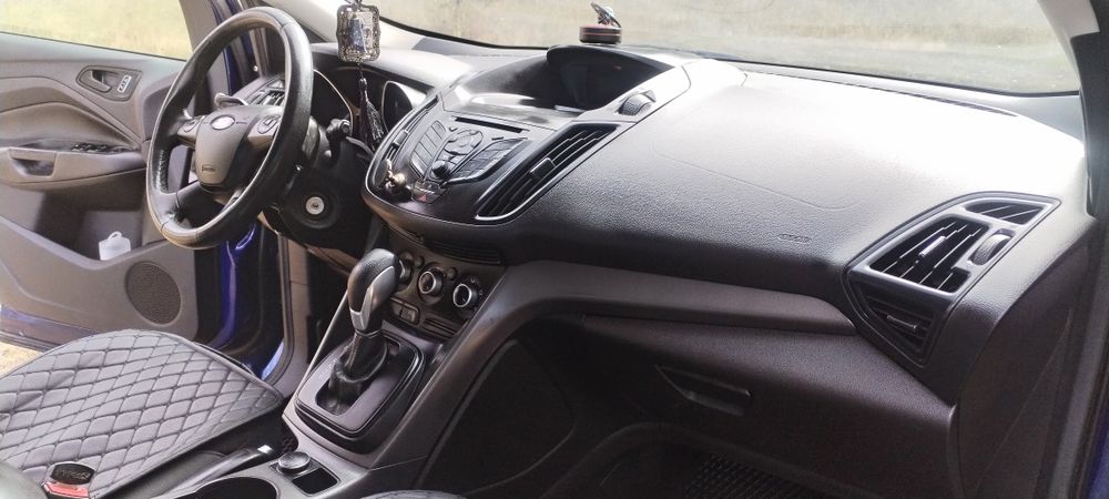 Продам Ford Escape 2.5 Г/Б