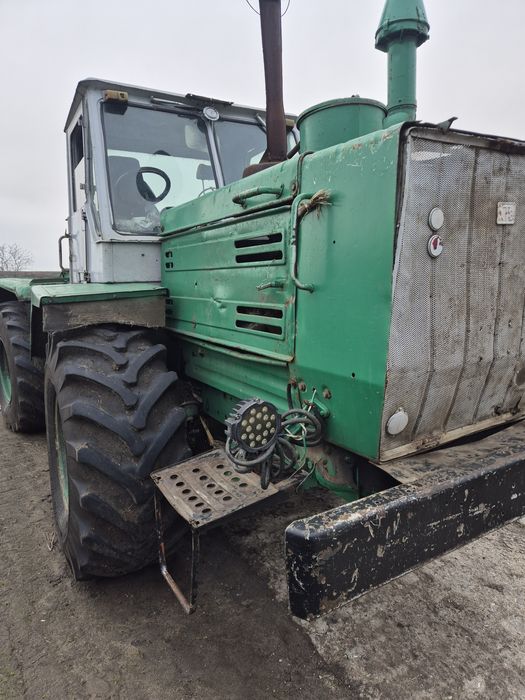 Трактор Т-150 стан нормальний.