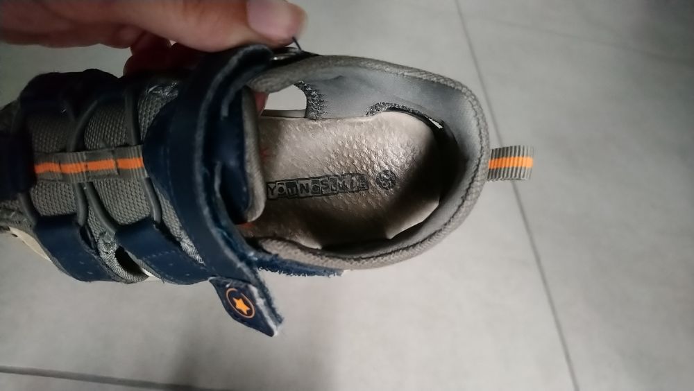 Sandały chłopięce r 25