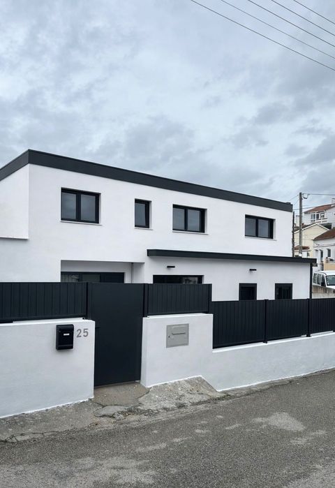 Vedações em chapa canelada