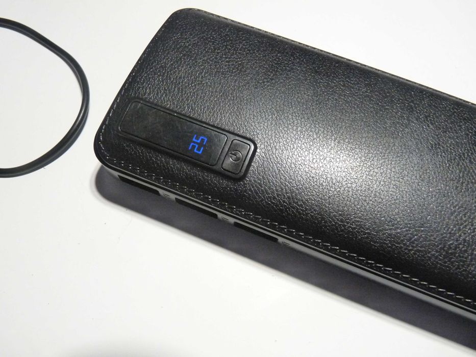 13.powerbenk Elwood 20000mAh