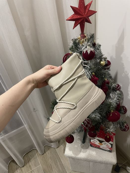 Уги Жіночі Reserved ,