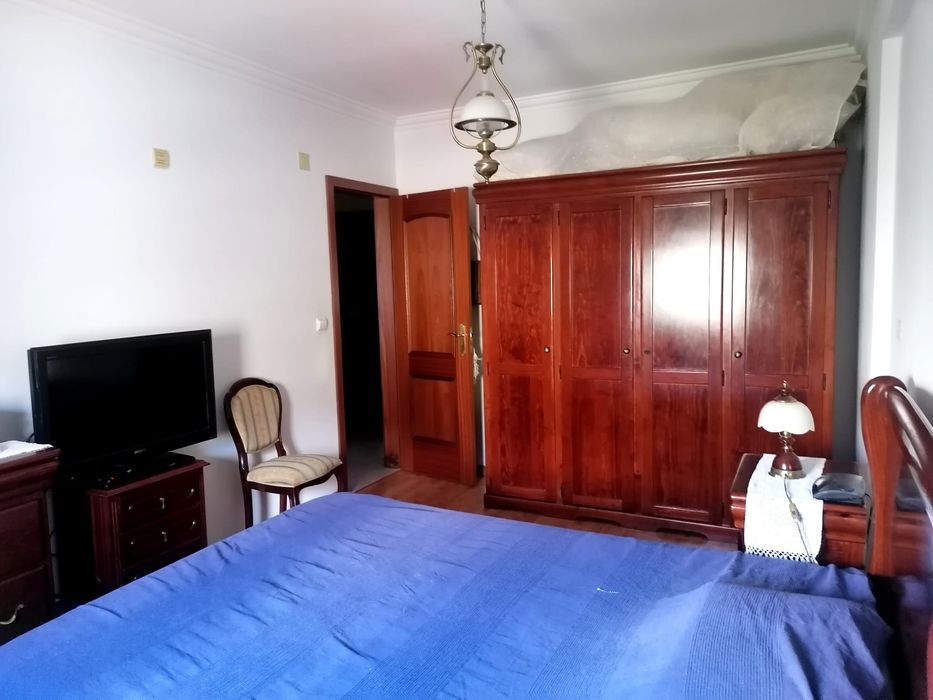 Apartamento T2 à venda na Avenida Humberto Delgado, 1º andar
