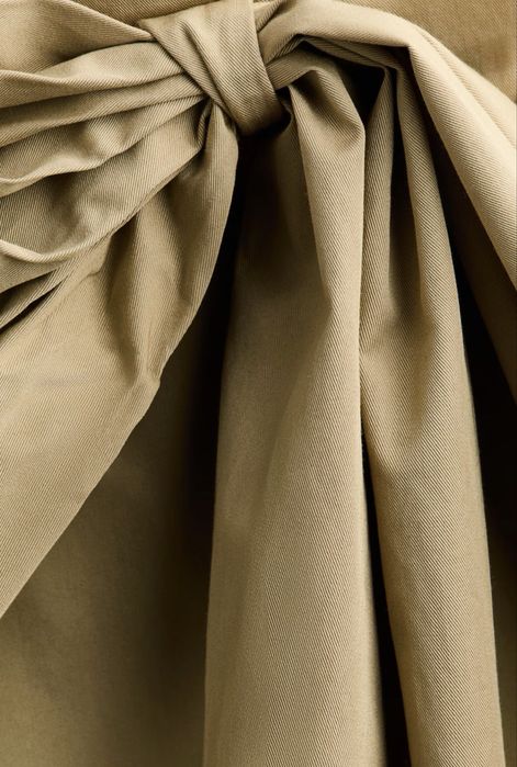 Спідниця H&M бежева з драпіруванням, розмір 40, нова з бірками