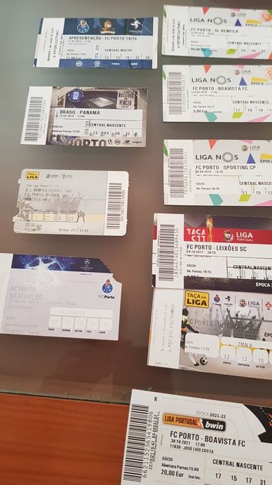 Bilhetes de futebol colecionáveis do Porto, Milan, seleção de Portugal