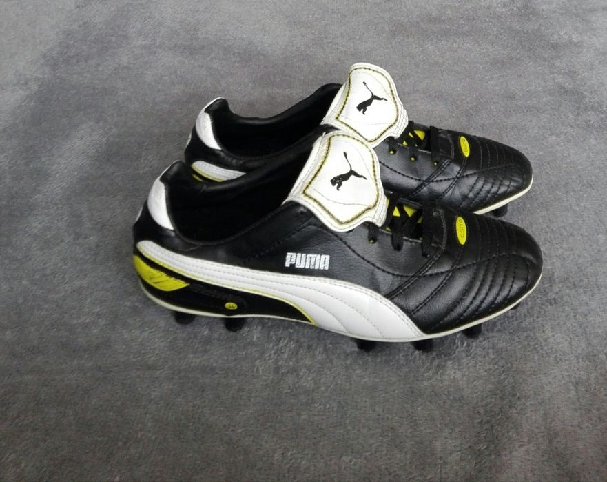 Puma estilo finale oryginalne buty piłkarskie korki Lanki orlik r 40,