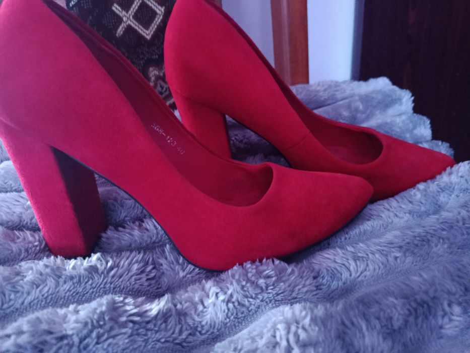 Туфлі замша 40 розмір.