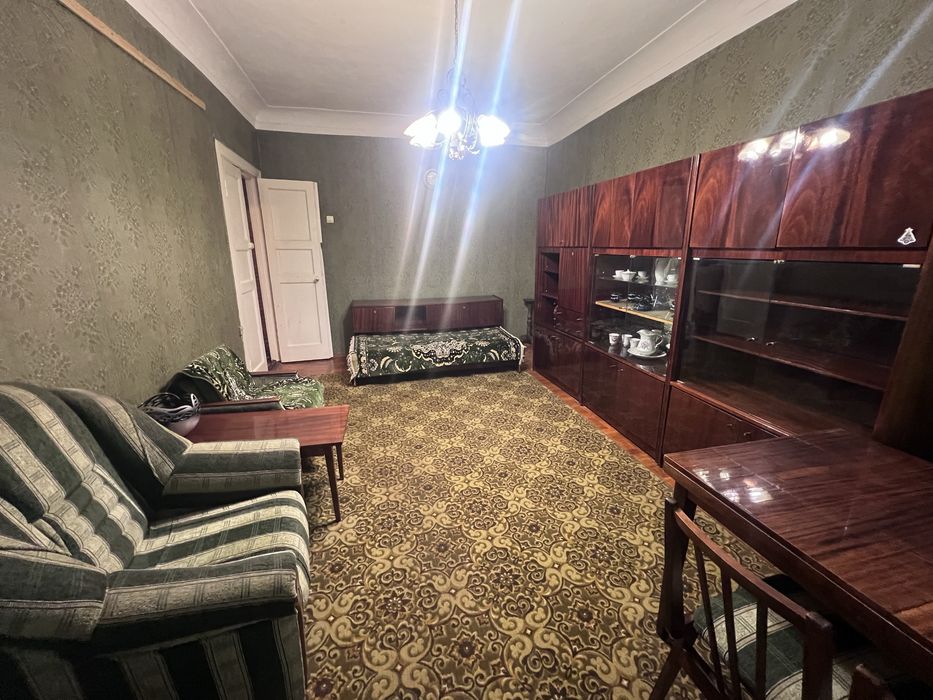 Продам 3к квартиру  Обласна лікарня  можливо під державні виплати
