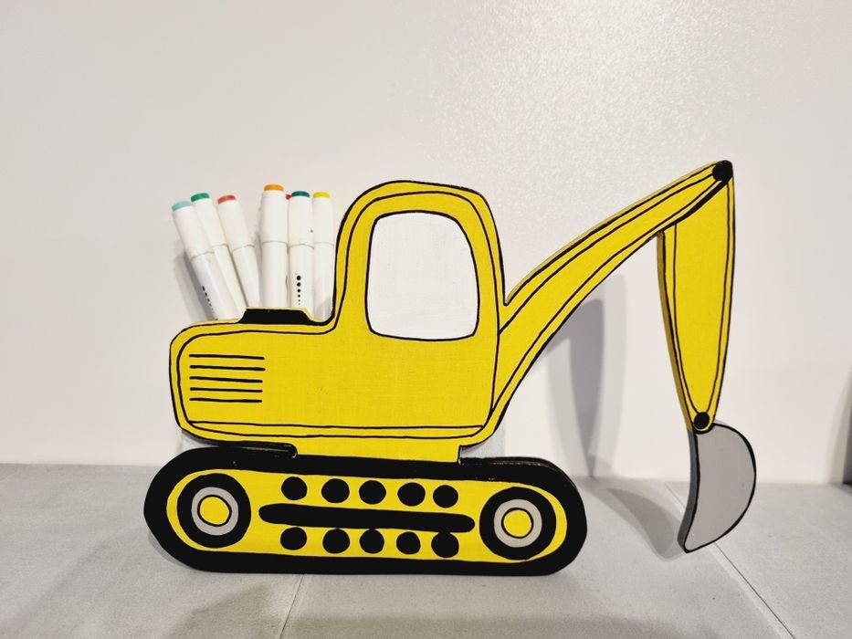 Pojemnik organizer na biurko kredki koparka