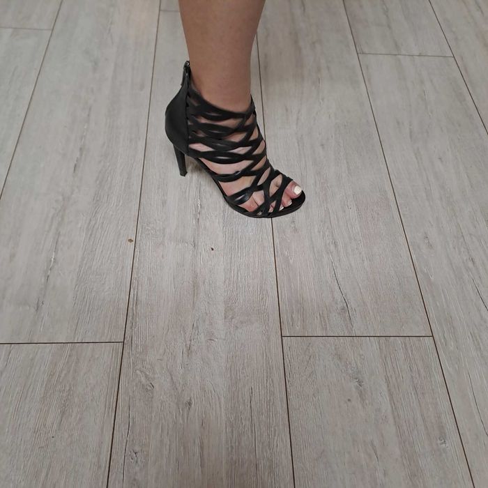 Byty damske  skorzane