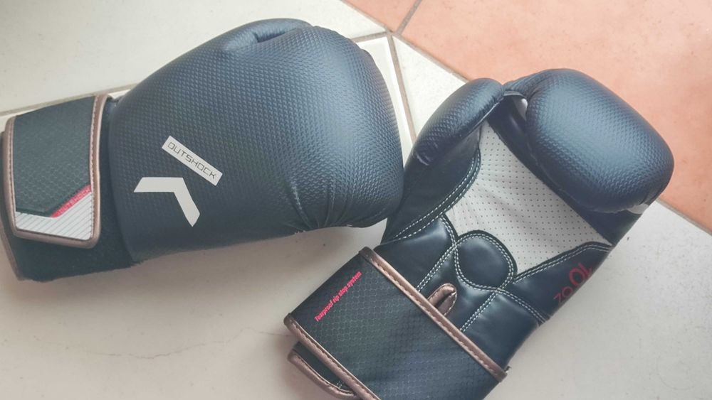 Luvas de boxe/ Kick boxing com fitas