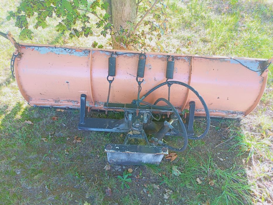 Piaskarka pług śnieżny do Multicar M 26