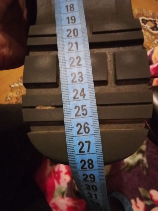 Черевики на дівчинку-підлітка