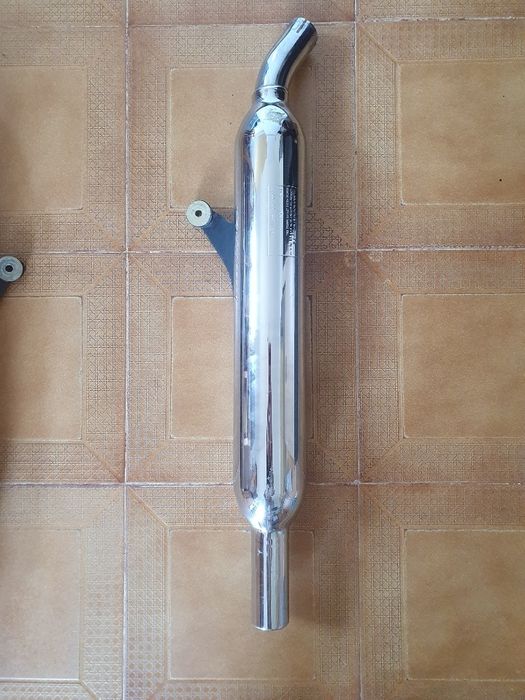 Escapes para Triumph T100