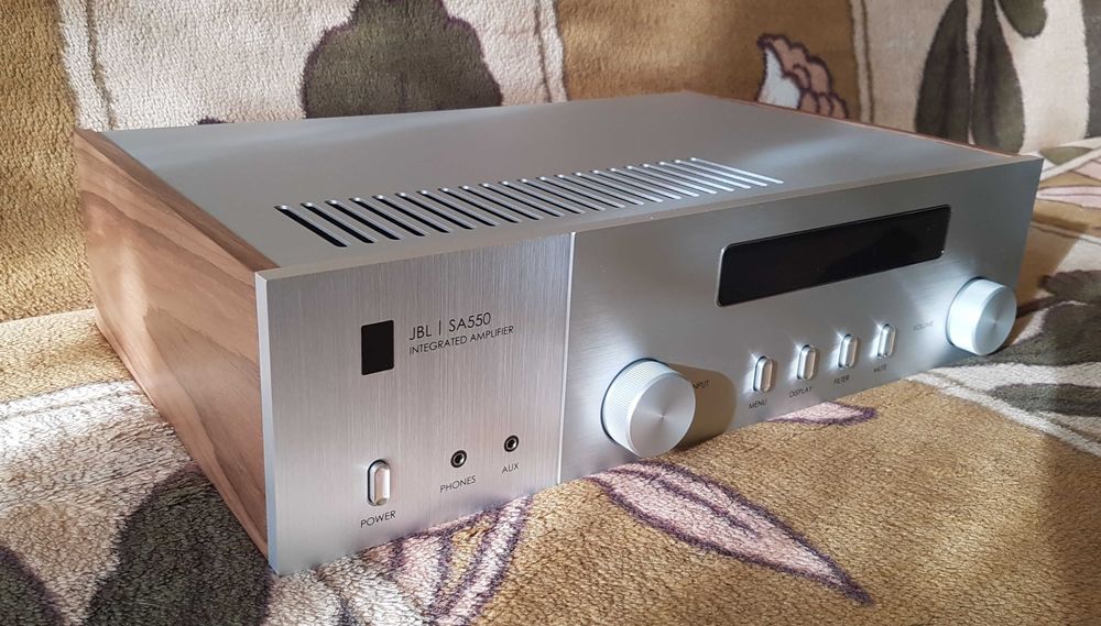 Wzmacniacz stereo JBL SA550 Classic, klasa G, Bluetooth, pilot