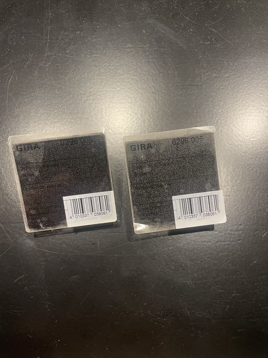 Gira system 55 czarny mat - dwa przyciski , klawisze