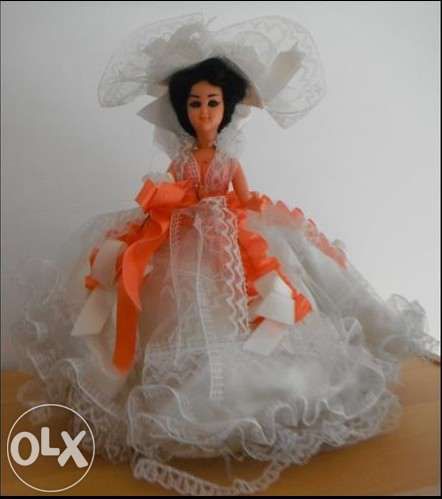 Decorative Sevillian-style doll